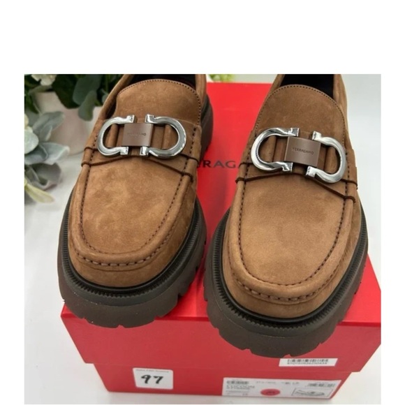 Salvatore Ferragamo COCOON suede lug sole loafers size 7EE made in Ital - Picture 6 of 7